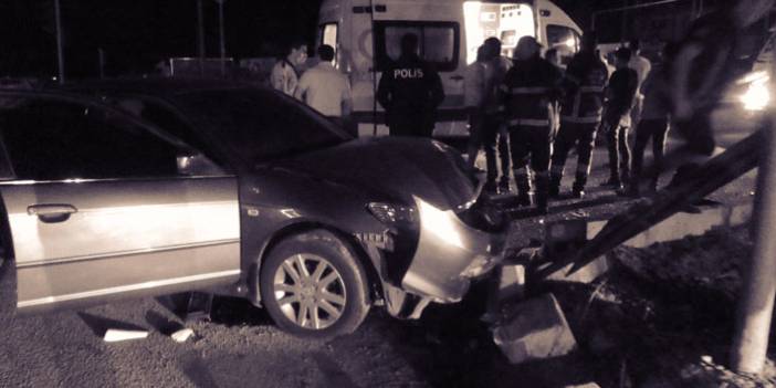 Afyonkarahisar Sandıklı’da iki otomobil çarpıştı! 4 yaralı
