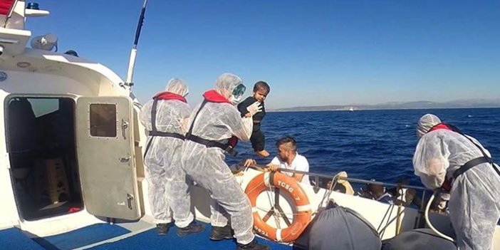 Türk kara sularına itilen 126 sığınmacı kurtarıldı