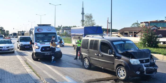 Samsun'da Trafik kazası, iki ticari araç çarpıştı.: 5 yaralı.15 Eylül 2020