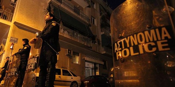 Yunanistan'da terör örgütü DHKP-C yanlıları polisle çatıştı