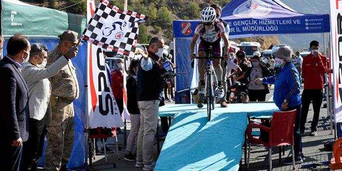 Türkiye Yol Bisikleti Yarışları tarihi İpek Yolu'nda başladı