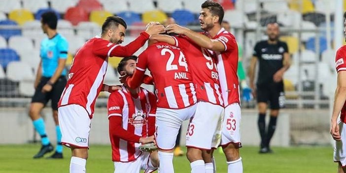 Balıkesirspor Altay'ı 3 golle geçti