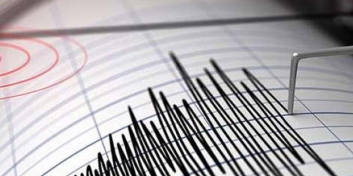 İzmir'de 4,0 üzerinde 46 artçı deprem oldu