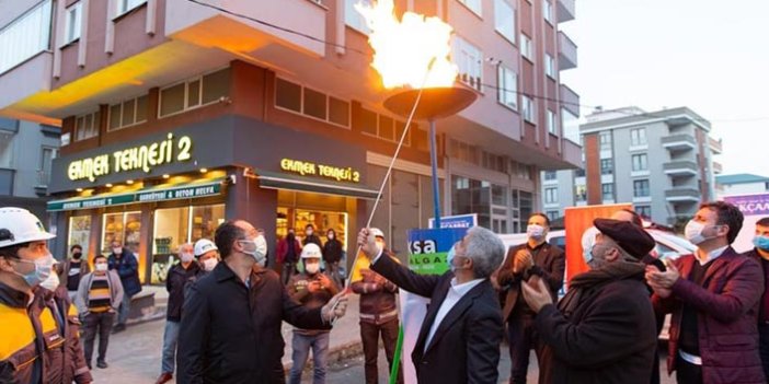 Adnan Günnar Akçaabat'ta doğalgaz ateşini yaktı