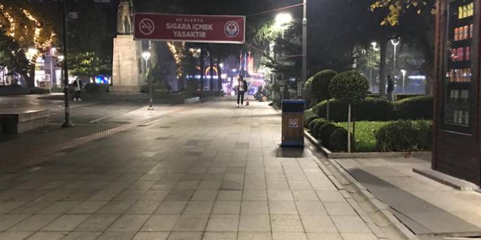 koronavirüsle  mücadele kapsamında Trabzon'da sokaklar boş kaldı. 29 Kasım 2020