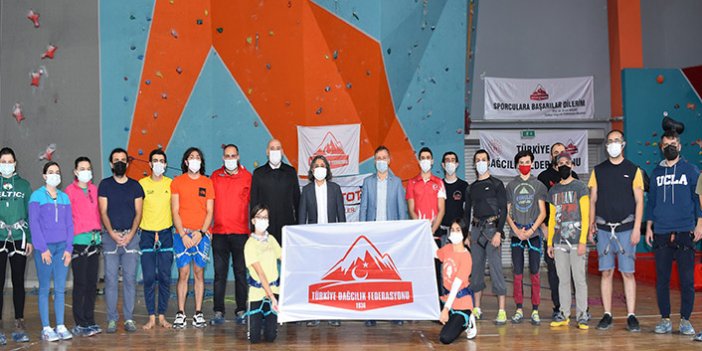 Trabzon'daki tırmanma duvarında şampiyonlar yetişiyor