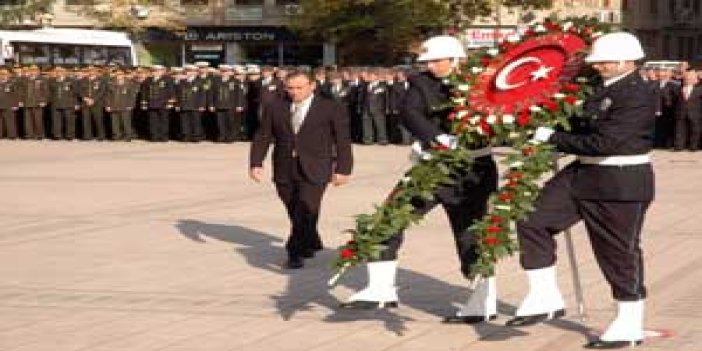 Büyük Önder Trabzon'da anıldı