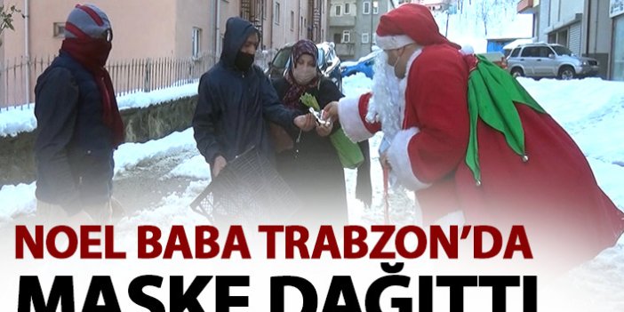 Trabzon'da Noel Baba kostümüyle maske ve dezenfektan dağıttı