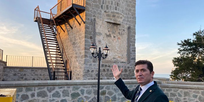 Ahmet Kaya: “Tarihi Ayasofya müzesine merdiven monte ettiler”