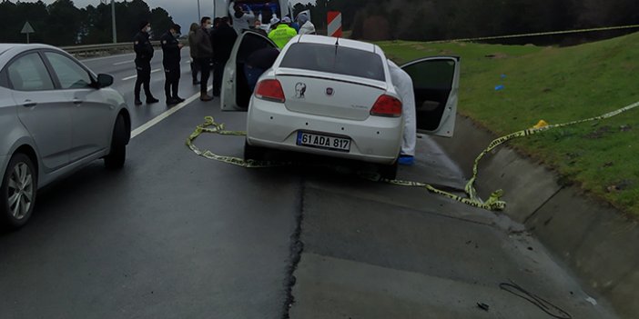 Şok olay! Trabzon plakalı aracı yol kenarında görenler polisi aradı