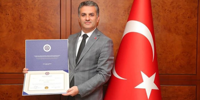 Mustafa Bıyık'ın üçüncü diploma gururu