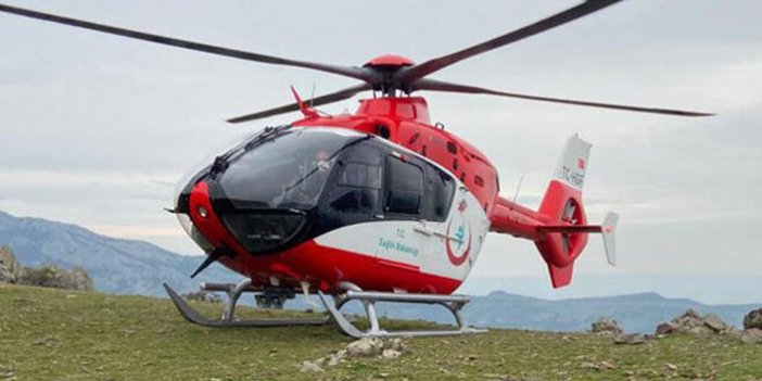 Kayalıklara düşen kadın hava ambulansıyla kurtarıldı