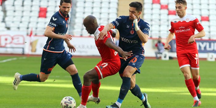 Antalyaspor Başakşehir maçından gol sesi çıkmadı