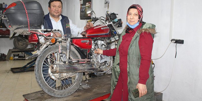 Eşine yardım için gitti motosiklet tamir ustası oldu