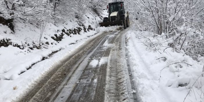Trabzon'da 57 mahalle yolu ulaşıma kapandı