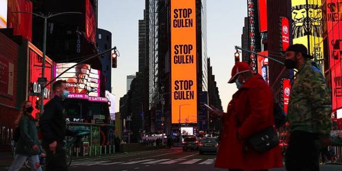 New York'un ünlü meydanında 'Gülen'i durdurun' ilanı