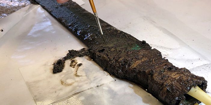 Danimarka'da arkeologlar Tunç Çağı'na ait 3 bin yıllık kılıç buldu