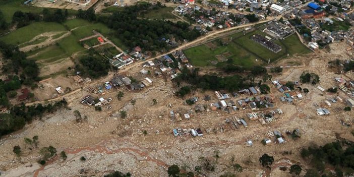 Kolombiya'da şiddetli yağışlar can aldı