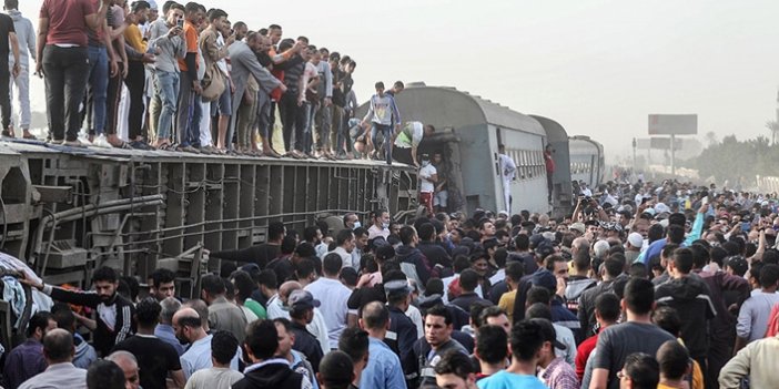 Mısır'da tren kazası: 11 kişi öldü, 98 kişi yaralandı