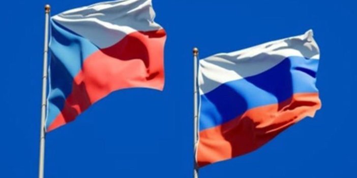 Rusya, 20 Çek diplomatı “istenmeyen adam” ilan etti