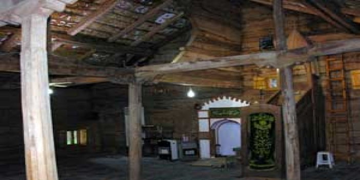 800 yıllık çivisiz cami