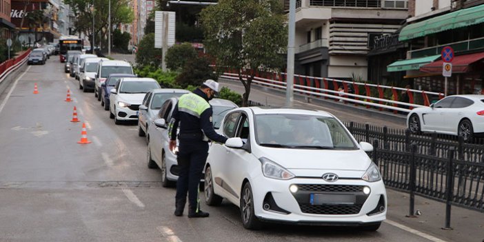 Samsun’da 1 günde 423 araç ve sürücüye 224 bin TL ceza