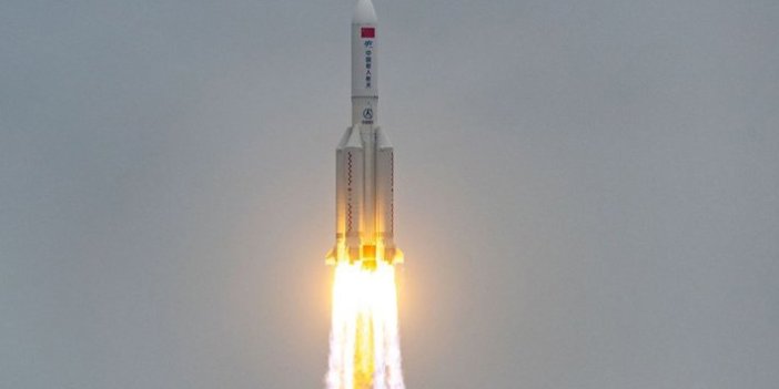 Çin'in uzaya fırlattığı roket dünyaya düşebilir!