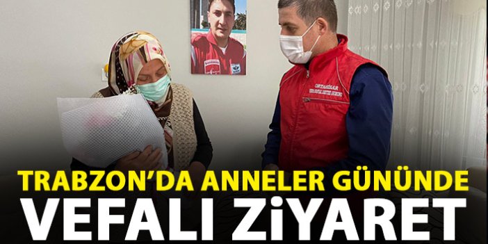 Trabzon'da vefalı ziyaret! Şehit anneleri unutulmadı