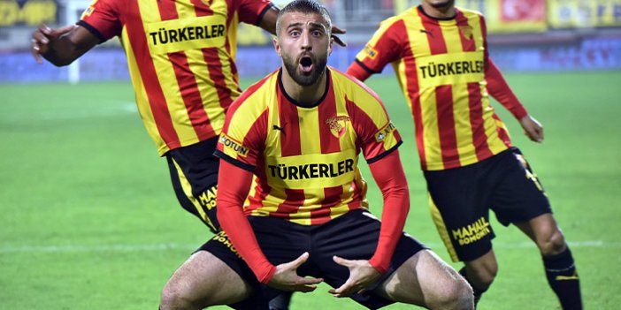 Adı Trabzonspor ile anılmıştı takımından ayrıldı!