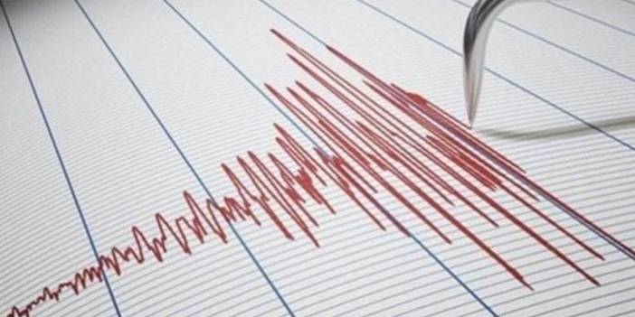 Malatya Battalgazi'de 4.3'lük deprem! Vatandaşlar sokaklara indi