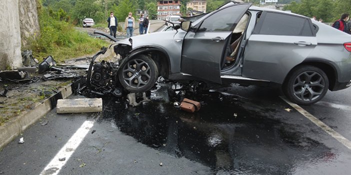 Rize'de otomobil duvara çarptı: 1 ölü, 1 yaralı