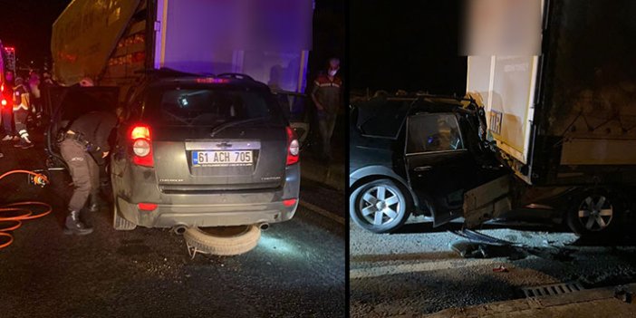 Trabzon'da feci kaza! Lüks cip tırın altına girdi