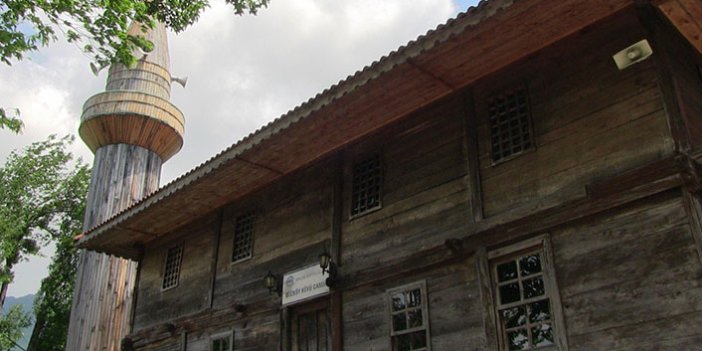 Tarihi camiye 171 yıl sonra minare yapıldı