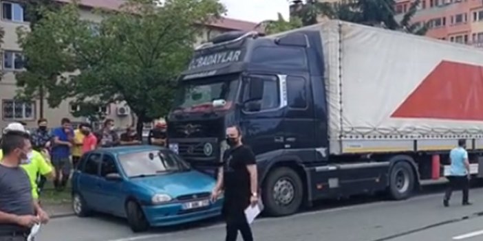 Trabzon'da feci kaza! Tır otomobili sürükledi