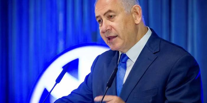 İsrail'de Netanyahu başbakanlıktan düştü