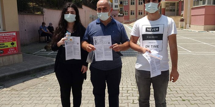 Trabzon'da çocuklarının motivasyonu için onlarla birlikte aynı okulda sınava girdi