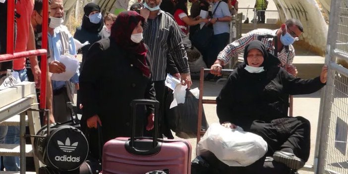 Suriyeliler, ülkelerine gitmeye başladı