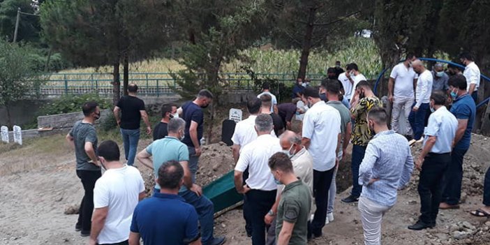 Evinde ölü bulunan Trabzonlu boksör toprağa verildi