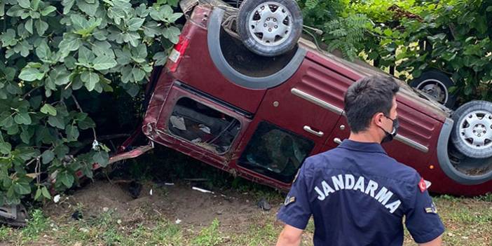 Samsun'da hafif ticari araç ile panelvan kamyonet çarpıştı 6 yaralı. 22 Temmuz 2021