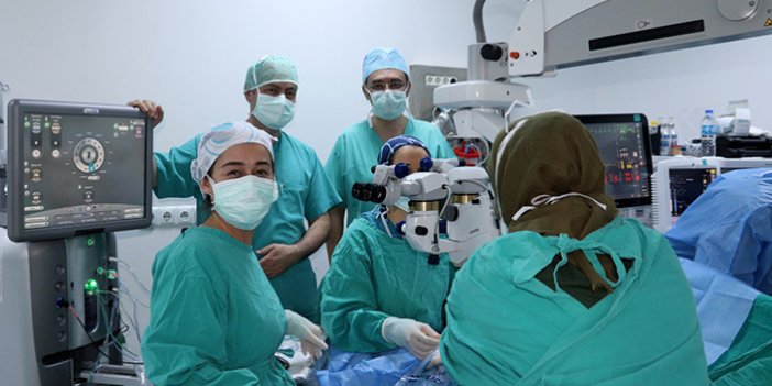 KTÜ Farabi Hastanesi’nde, ileri derecede görme kaybına son
