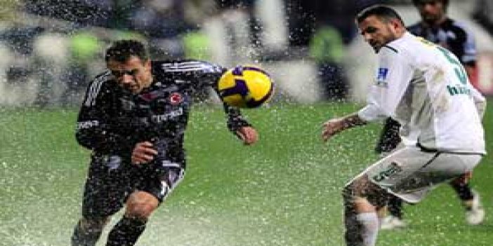 Beşiktaş Bursaspor'a yenildi
