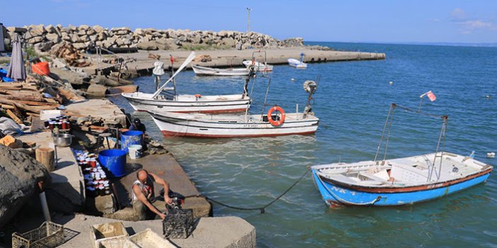 ‘Vira Bismillah’ demeye hazırlanan Karadenizli balıkçılara sel engeli