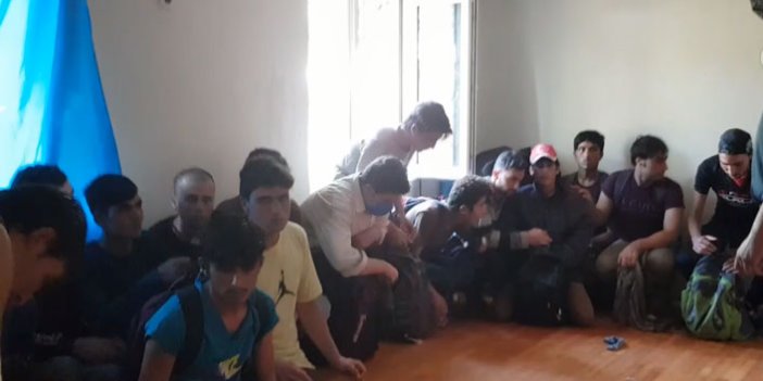 Metruk bir binada 52 kaçak Afgan göçmen yakalandı