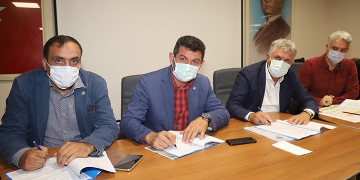 Of Belediyesi çalışanları toplu iş sözleşmesini imzaladı