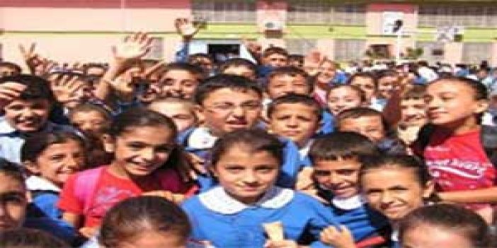 Trabzon'da okullara 5 bin kitap