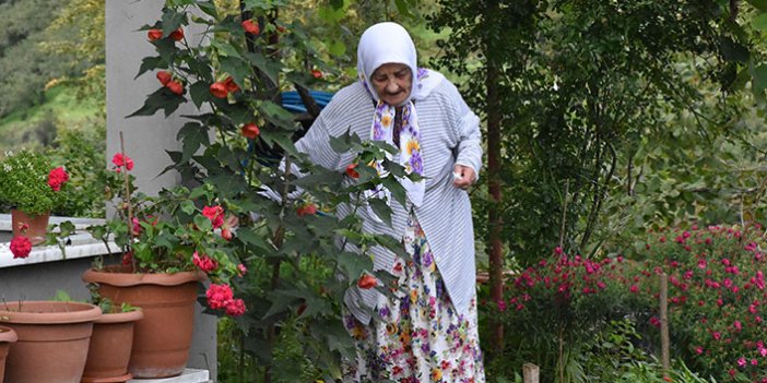 Trabzonlu Zehra nine 94 yaşında yeniden hayata tutundu