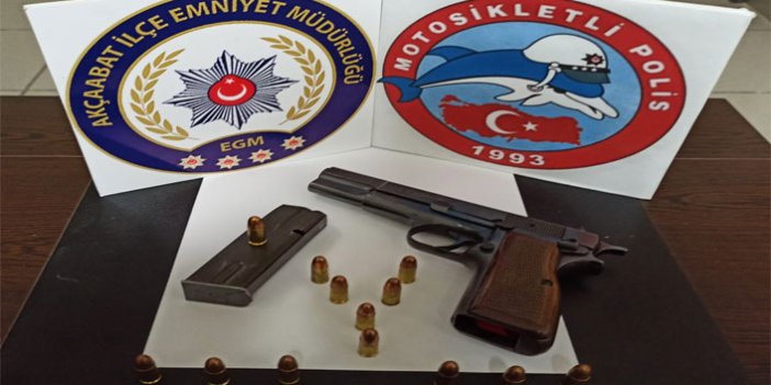 Trabzon'da ruhsatsız silah ele geçirildi