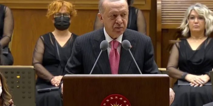 Erdoğan: Gazi hayatta olsa partiden sopayla kovalardı