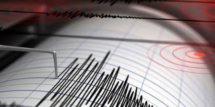 Erzurum'da deprem! 5,1 ile sallandı