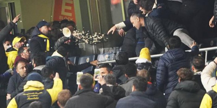 Fenerbahçe başkanına patlamış mısır attılar
